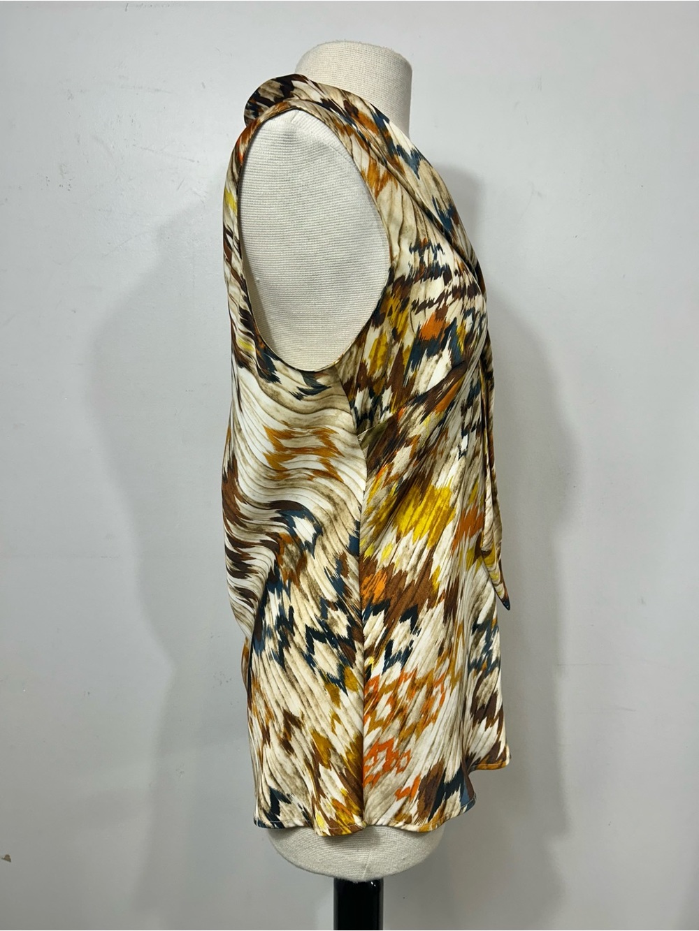 Tahari Arthur S. Levine Ikat Cowl Neck Sleeveless Blouse Top Size M - Picture 7 of 9